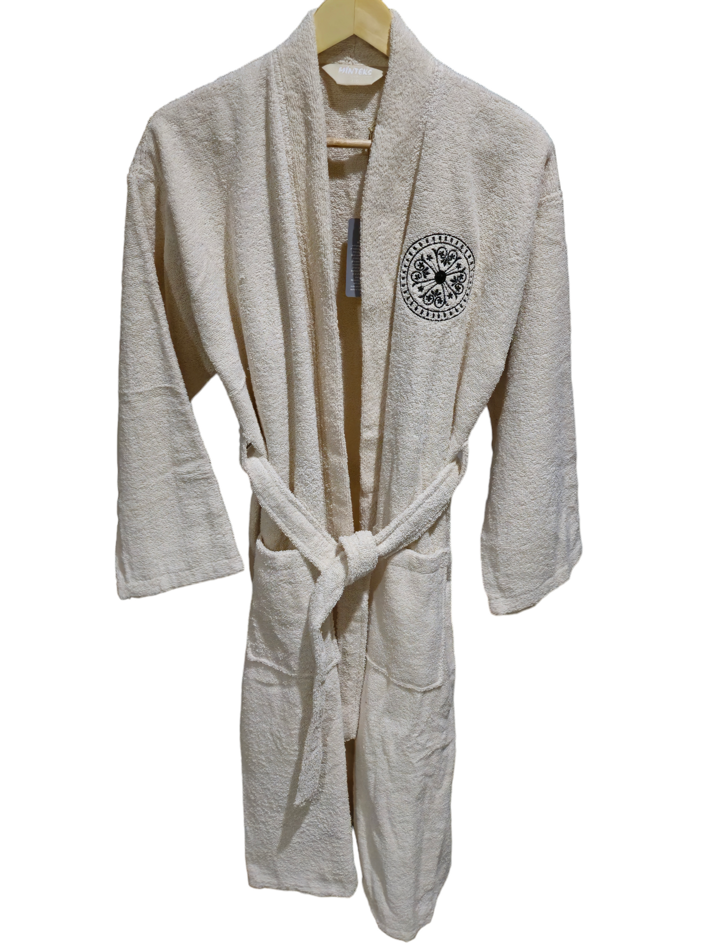 Turkish Cotton Towel and bathrobe Set My Home Exclusive. Quality Turkish cotton luxury towels and bathrobe sets. Luxurious and stylish towels and bathrobes. Wedding gifts and bridal wear.