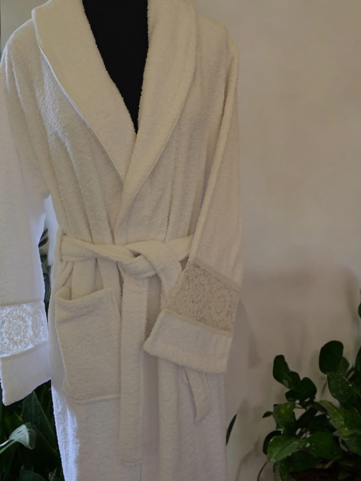 Turkish Cotton Towel and bathrobe Set My Home Exclusive. Quality Turkish cotton luxury towels and bathrobe sets. Luxurious and stylish towels and bathrobes. Wedding gifts and bridal wear.