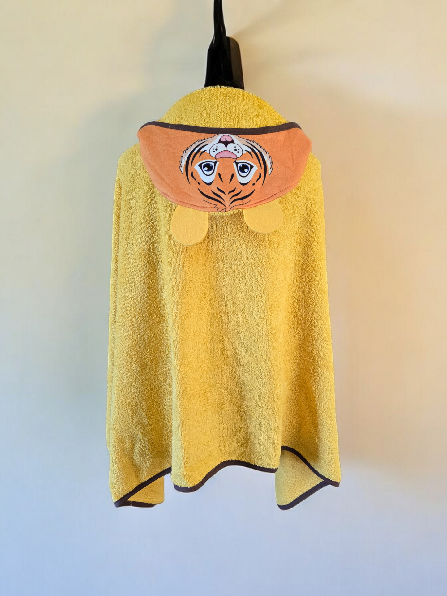 100% cotton soft and absorbent kids bathrobes, perfect for bath or pool time. Kids bathrobes and towels, Turkish cotton colourful, unique and luxurious. Fun kids bath time, kids swimming lessons, bubble bath, pure cotton, gift ideas, pool party, children’s birthday present.