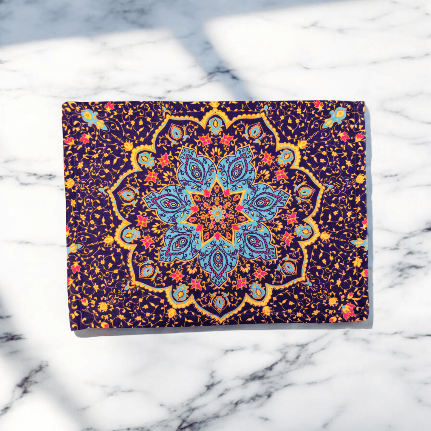 Turkish cotton kitchen décor, place mats and table runners. Traditional Turkish designs. Kitchen and lounge decor, stylish and unique kitchen and lounge room items. Gift ideas, housewarming gift. Colourful home designs.