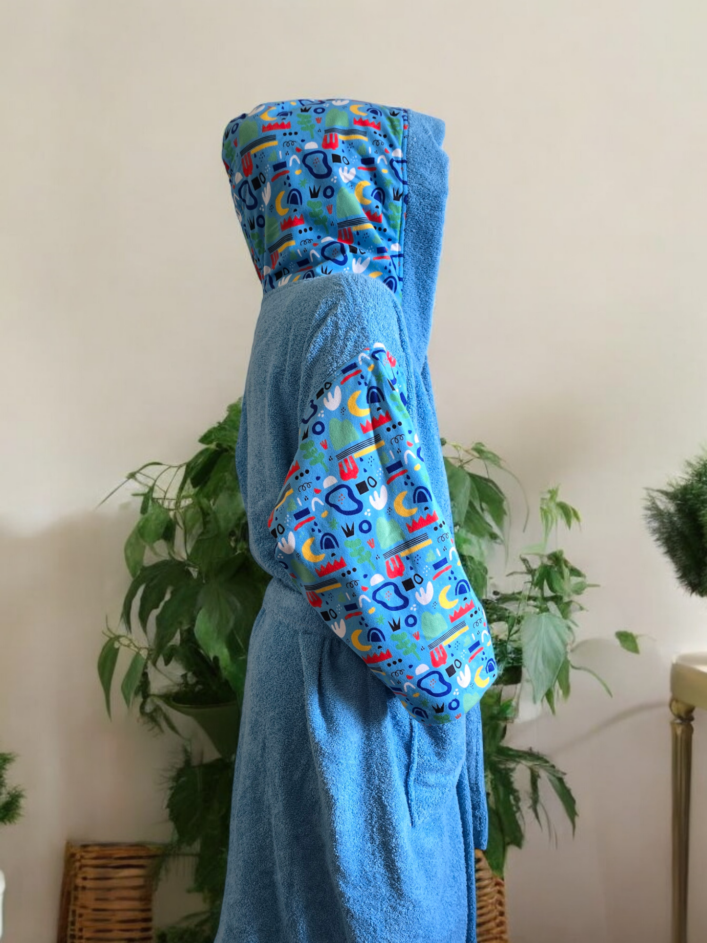 Kids bathrobes and towels, Turkish cotton colourful, unique and luxurious. Fun kids bath time, kids swimming lessons, bubble bath, pure cotton, gift ideas, pool party, children’s birthday present.