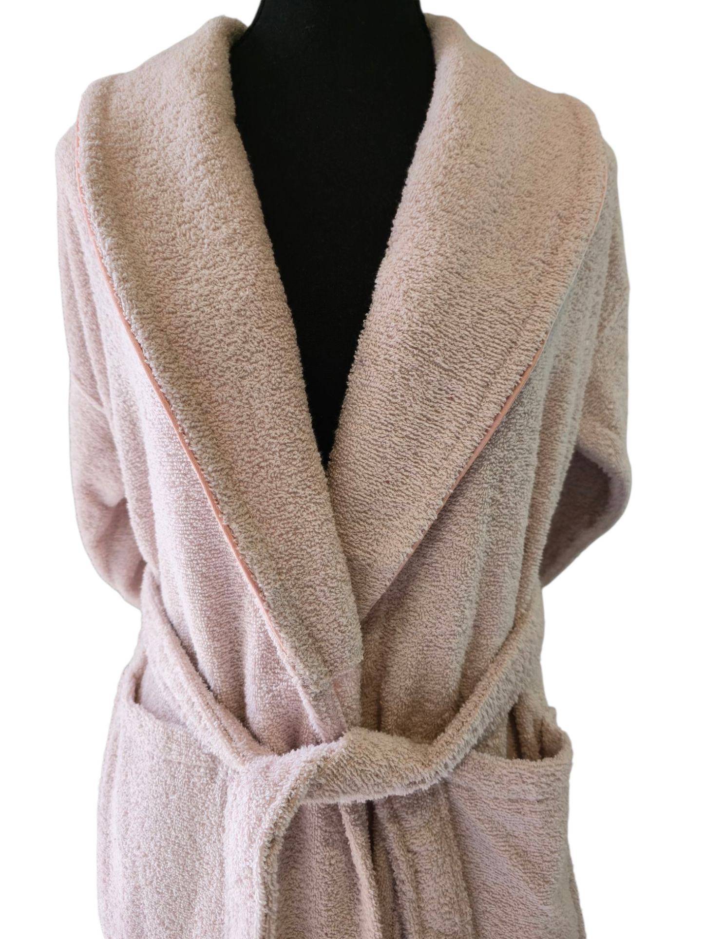 Alora 3 piece bathrobe set with 1 cotton robe and 2 cotton towels (70x140 cm and 50x90 cm).