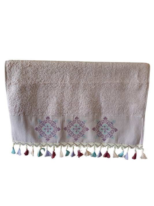 Turkish cotton traditional colourful towels. Unique and luxurious towels. Luxurious and stylish towels.