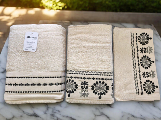 Turkish Cotton Towel Set My Home Exclusive. Quality Turkish cotton luxury towels and towel sets. Luxurious and stylish towels.