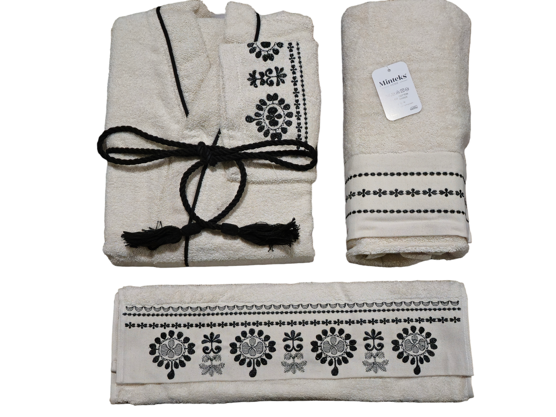 Turkish Cotton Towel and bathrobe Set My Home Exclusive. Quality Turkish cotton luxury towels and bathrobe sets. Luxurious and stylish towels and bathrobes. Wedding gifts and bridal wear. 