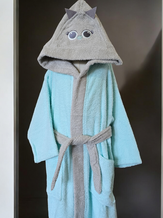 Kids bathrobes and towels, Turkish cotton colourful, unique and luxurious. Fun kids bath time, kids swimming lessons, bubble bath, pure cotton, gift ideas, pool party, children’s birthday present.