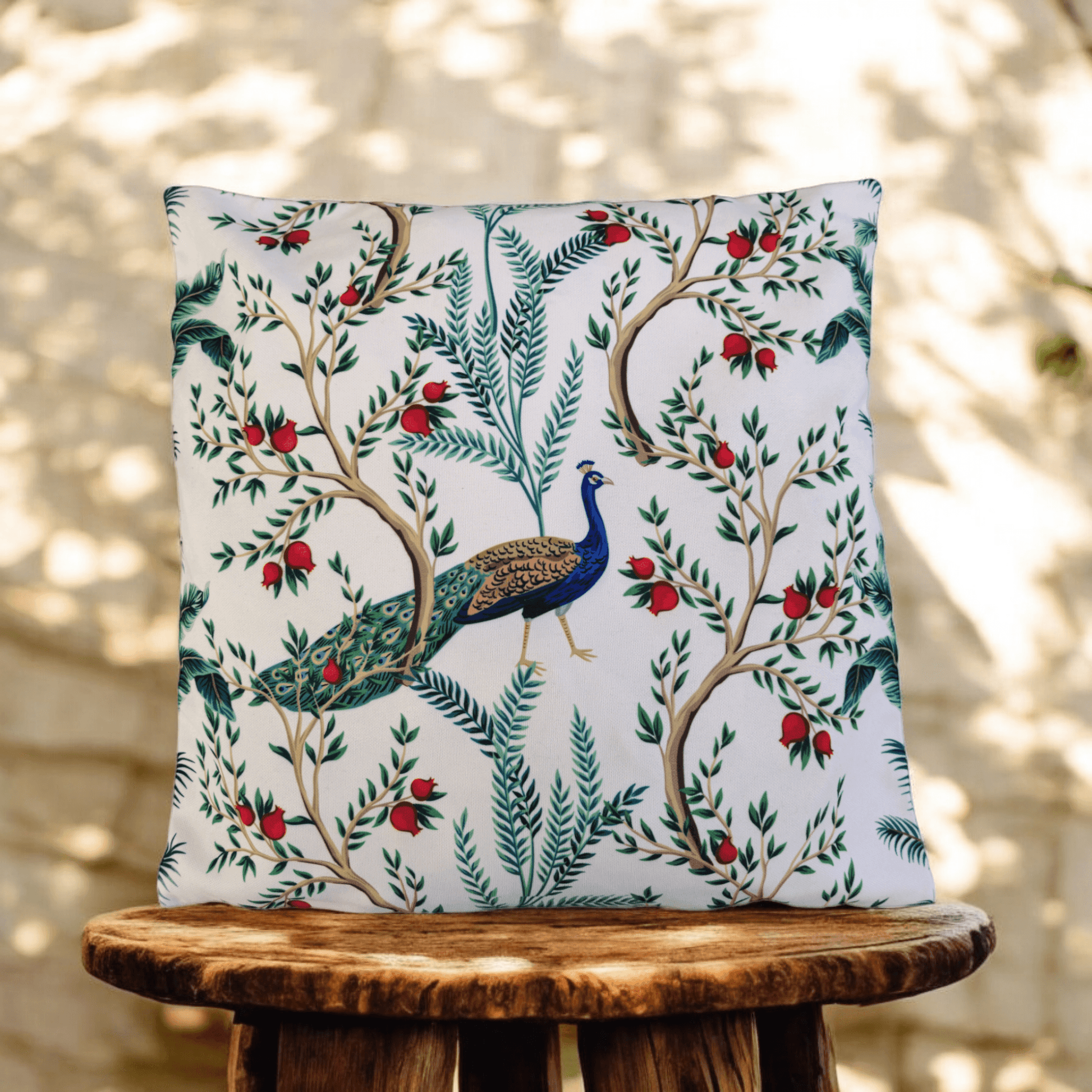 Turkish cotton kitchen décor, place mats and table runners. Traditional Turkish designs. Kitchen and lounge decor, stylish and unique kitchen and lounge room items. Gift ideas, housewarming gift. Colourful home designs.