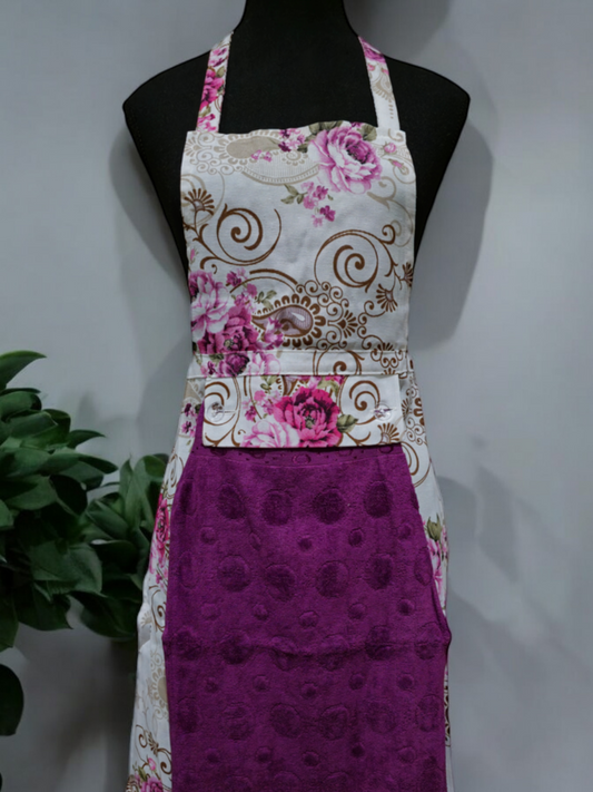 Turkish cotton colourful aprons. Luxury cotton aprons. Apron with attachable towel. Kitchen aprons. Kitchen gift ideas. Mother’s day gift. Kitchen wear and kitchen décor. 