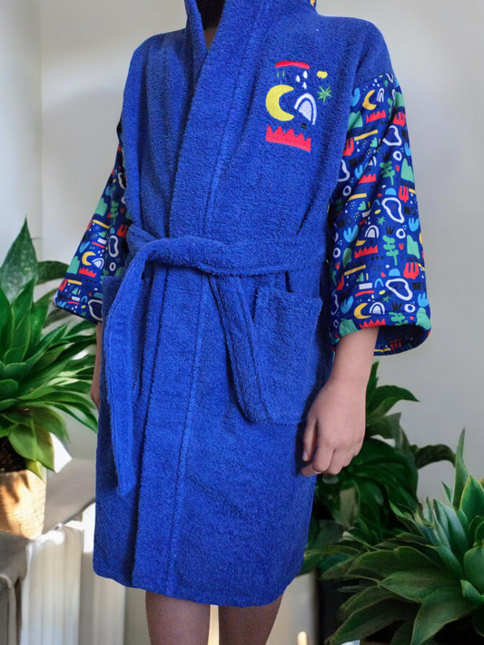 Kids bathrobes and towels, Turkish cotton colourful, unique and luxurious. Fun kids bath time, kids swimming lessons, bubble bath, pure cotton, gift ideas, pool party, children’s birthday present.
