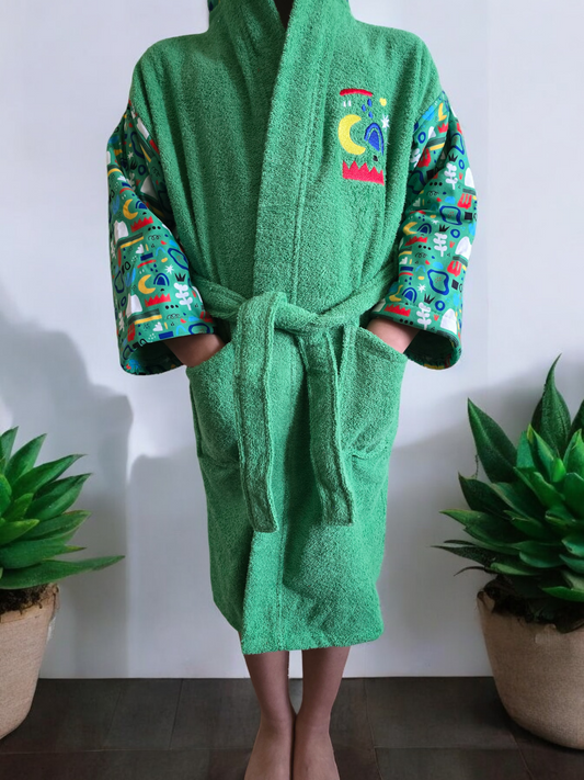 Kids bathrobes and towels, Turkish cotton colourful, unique and luxurious. Fun kids bath time, kids swimming lessons, bubble bath, pure cotton, gift ideas, pool party, children’s birthday present.