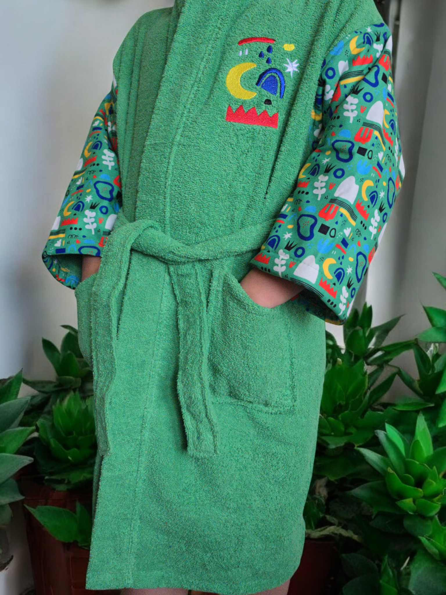 Kids bathrobes and towels, Turkish cotton colourful, unique and luxurious. Fun kids bath time, kids swimming lessons, bubble bath, pure cotton, gift ideas, pool party, children’s birthday present.