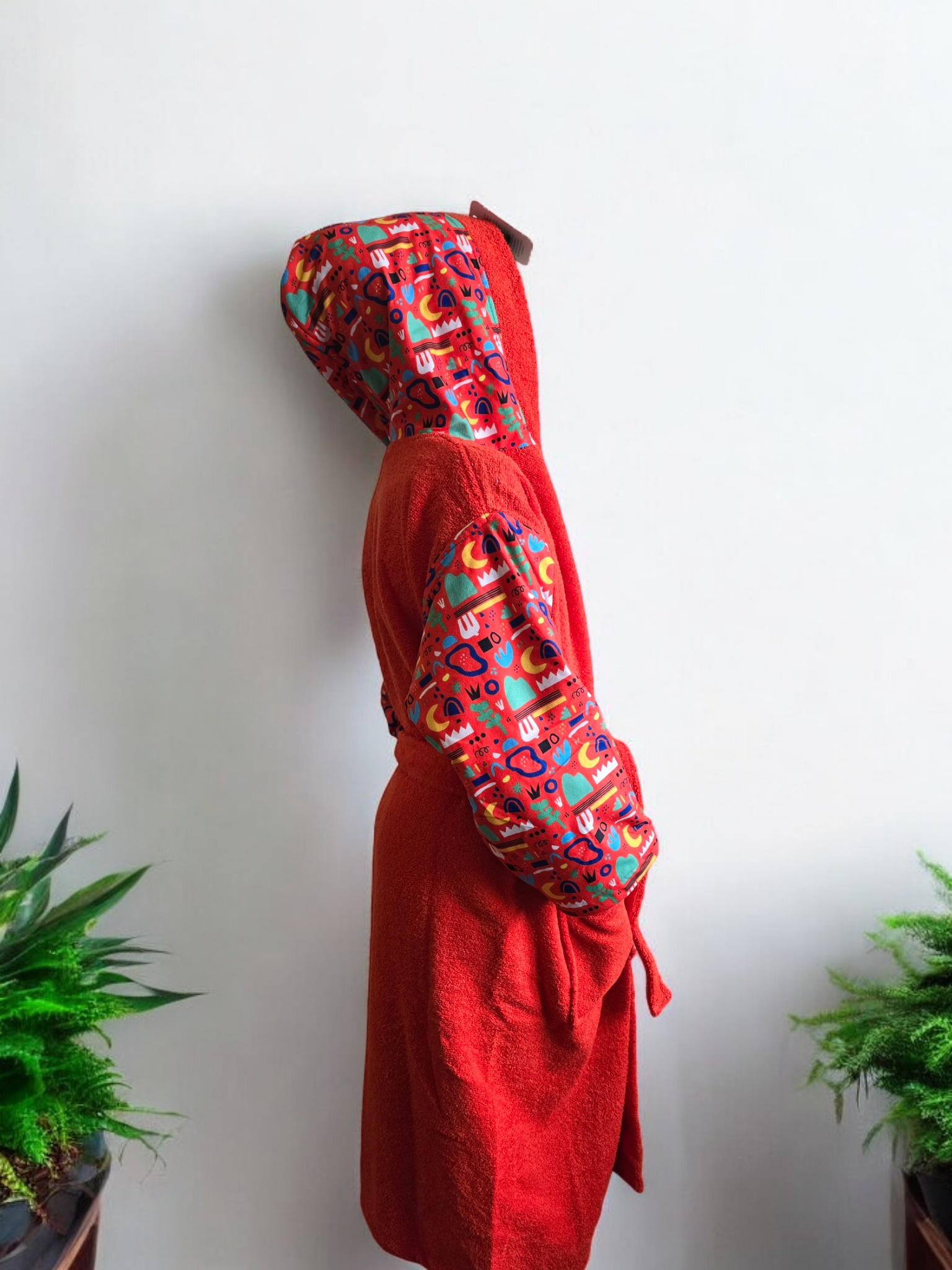 Kids bathrobes and towels, Turkish cotton colourful, unique and luxurious. Fun kids bath time, kids swimming lessons, bubble bath, pure cotton, gift ideas, pool party, children’s birthday present.