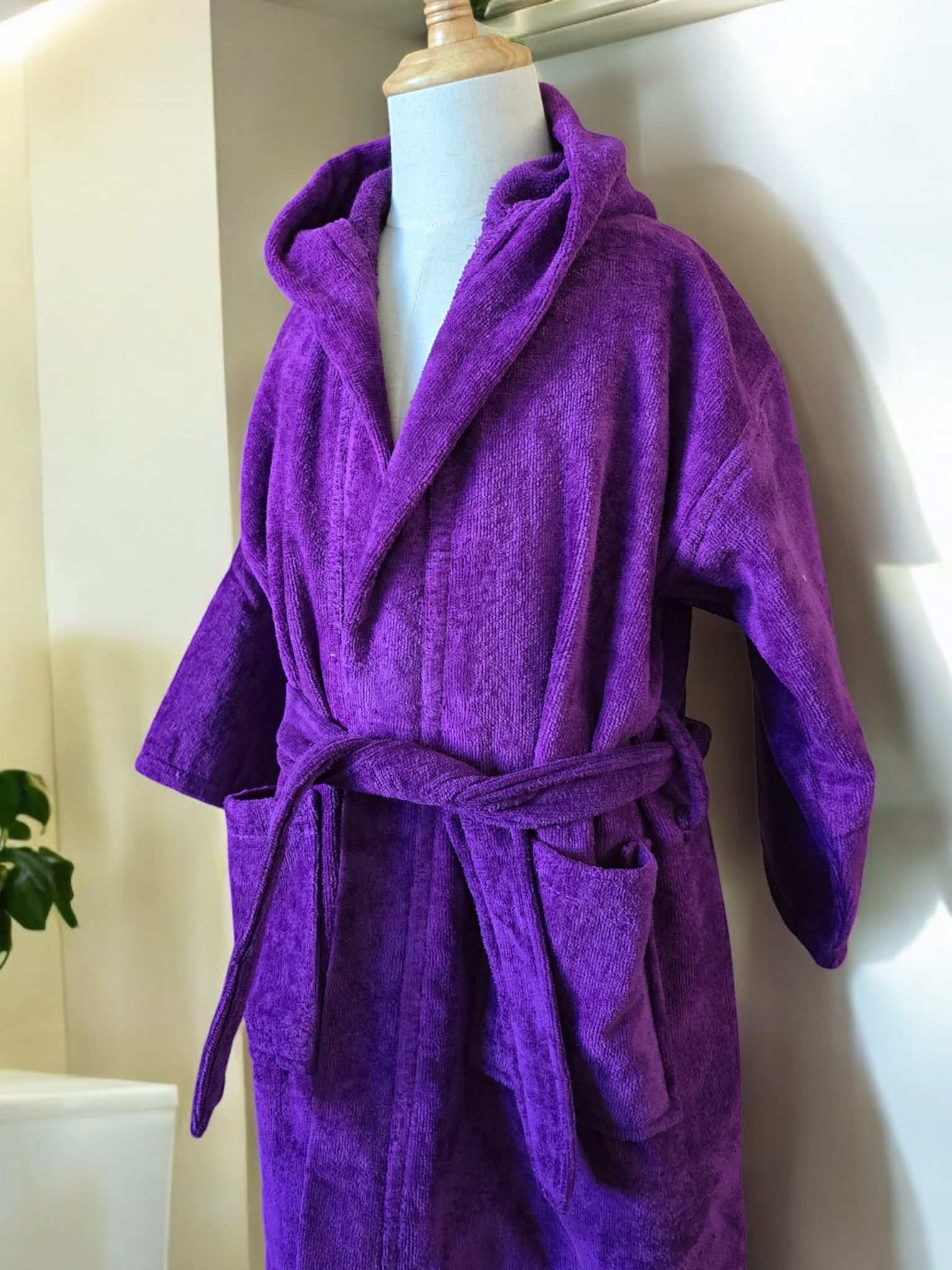 100% cotton soft and absorbent kids bathrobes, perfect for bath or pool time. Kids bathrobes and towels, Turkish cotton colourful, unique and luxurious. Fun kids bath time, kids swimming lessons, bubble bath, pure cotton, gift ideas, pool party, children’s birthday present.