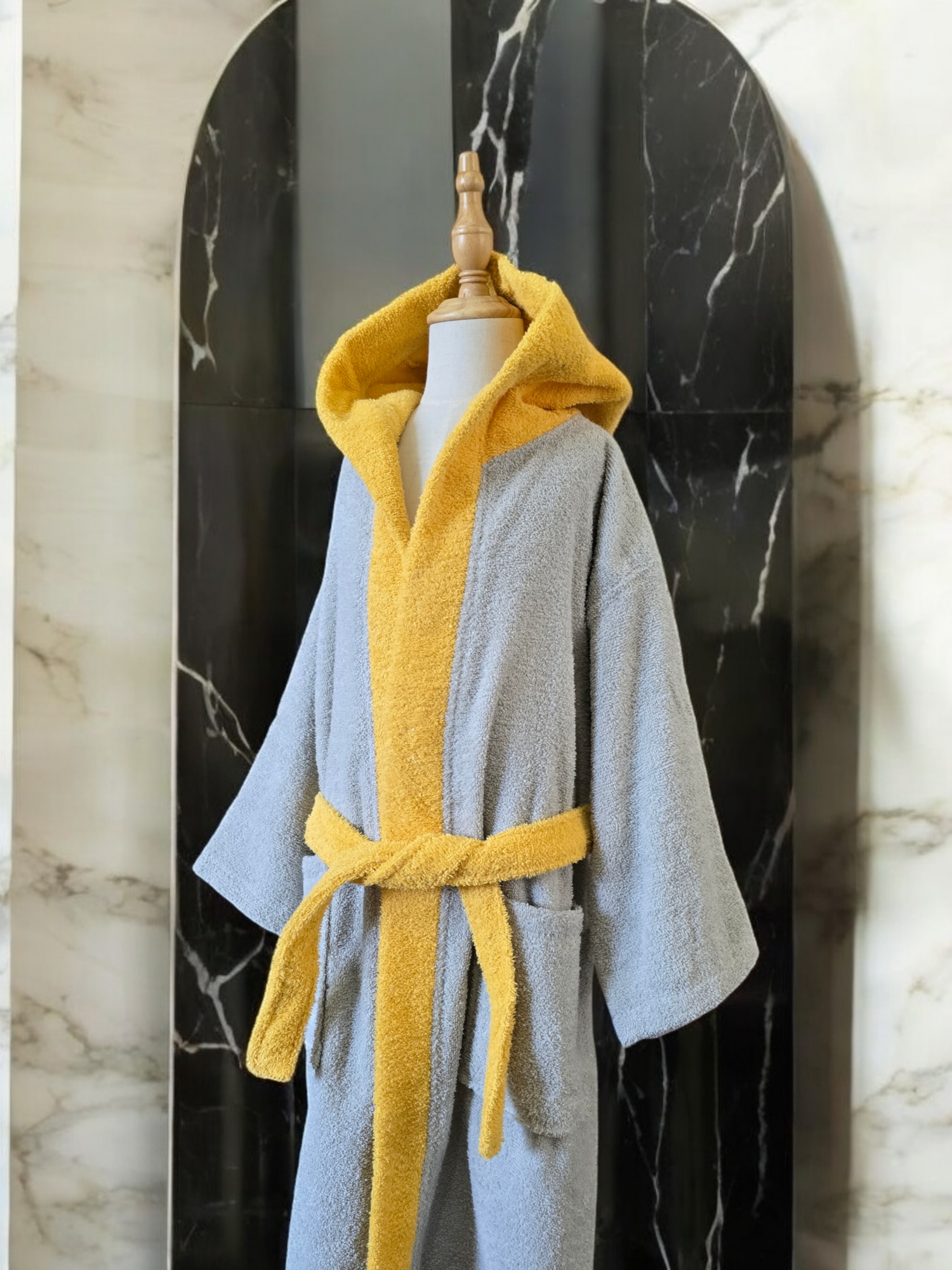 100% cotton soft and absorbent kids bathrobes, perfect for bath or pool time. Kids bathrobes and towels, Turkish cotton colourful, unique and luxurious. Fun kids bath time, kids swimming lessons, bubble bath, pure cotton, gift ideas, pool party, children’s birthday present.