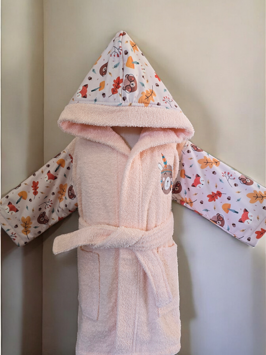 100% cotton soft and absorbent kids bathrobes, perfect for bath or pool time. Kids bathrobes and towels, Turkish cotton colourful, unique and luxurious. Fun kids bath time, kids swimming lessons, bubble bath, pure cotton, gift ideas, pool party, children’s birthday present.