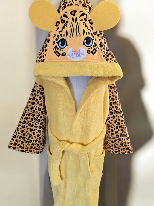 100% cotton soft and absorbent kids bathrobes, perfect for bath or pool time. Kids bathrobes and towels, Turkish cotton colourful, unique and luxurious. Fun kids bath time, kids swimming lessons, bubble bath, pure cotton, gift ideas, pool party, children’s birthday present.