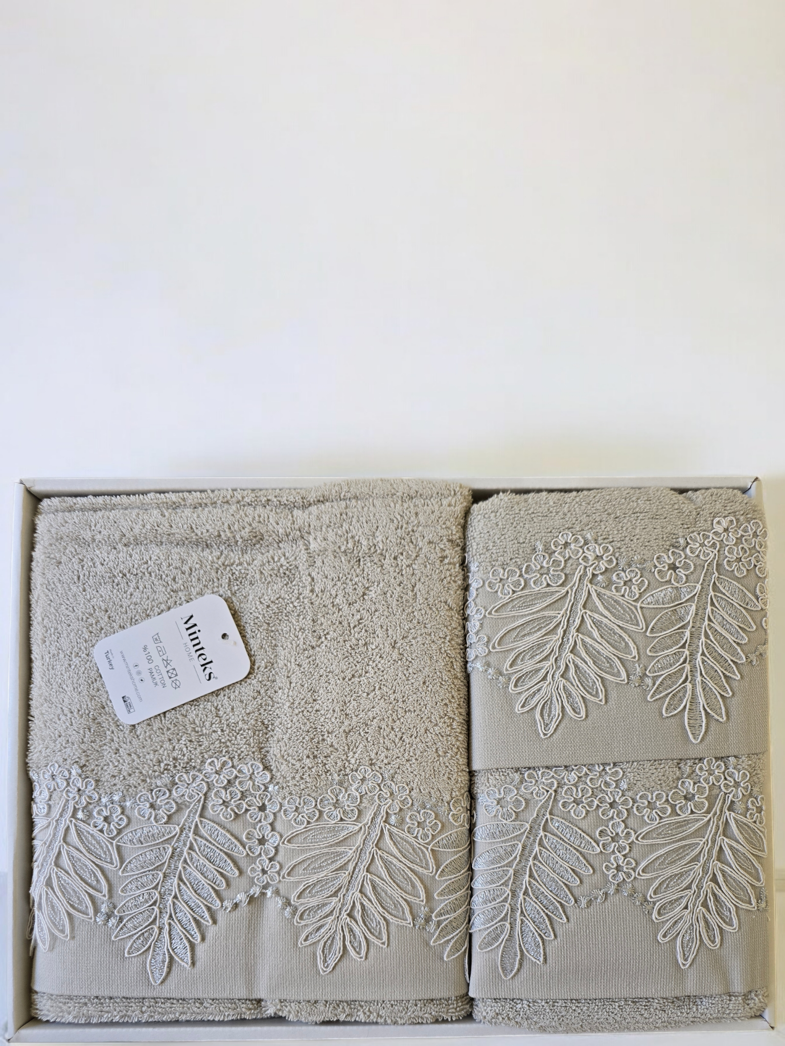 Turkish Cotton Towel Set My Home Exclusive. Quality Turkish cotton luxury towels and towel sets. Luxurious and stylish towels.