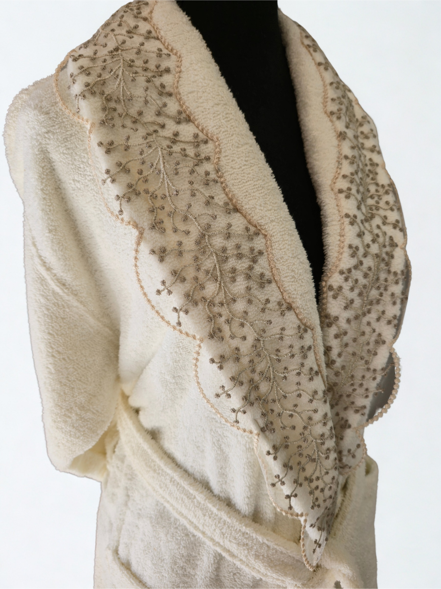 Allium Ivory Bathrobe 100% cotton soft fabric for comfortable, breathable, and luxurious loungewear