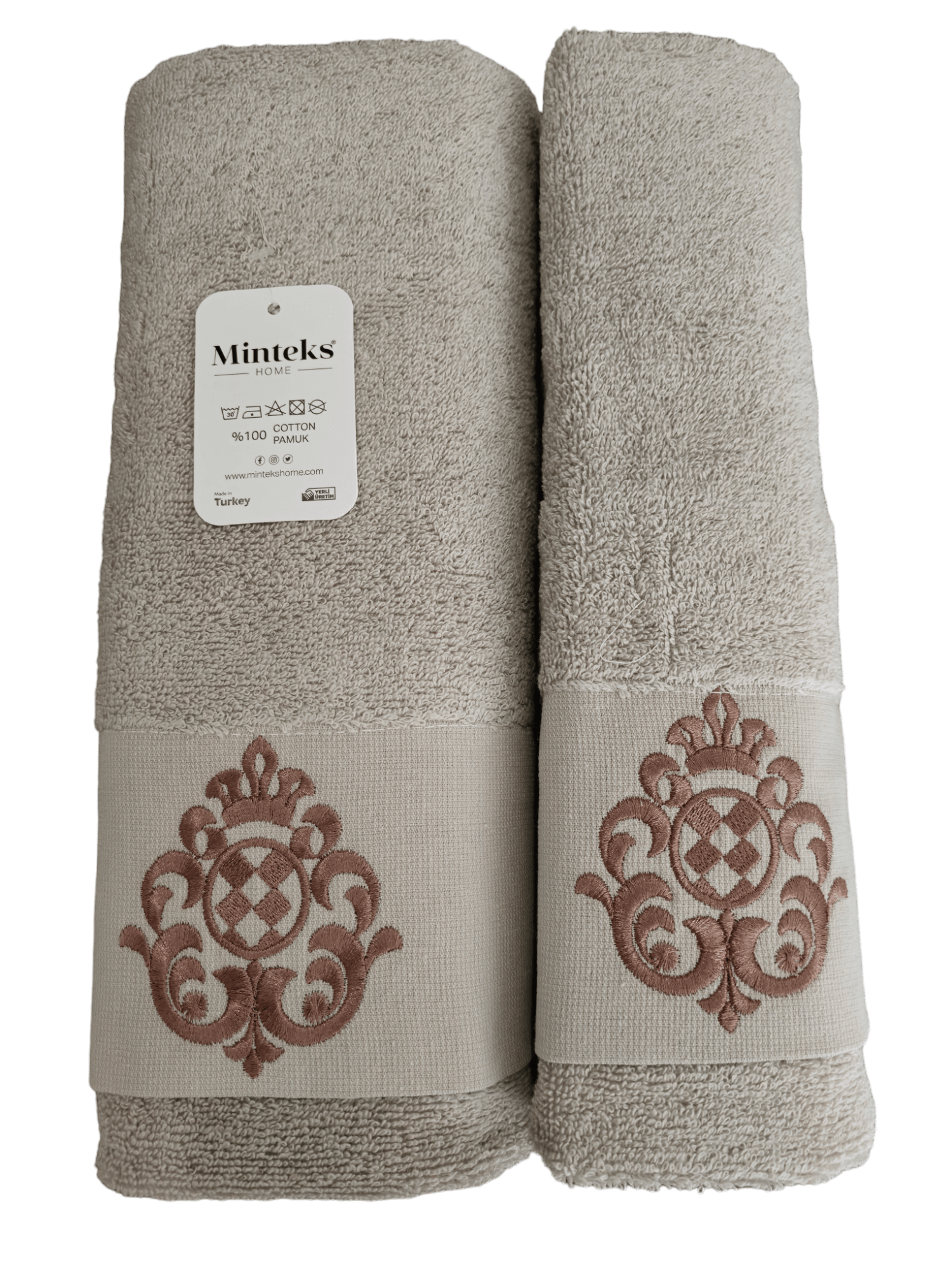Quality Turkish cotton luxury towels folded neatly