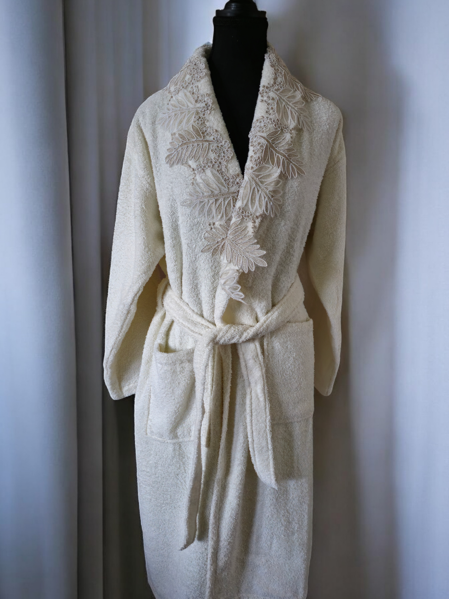 linda bathrobe on mannequin - soft, lightweight, stylish robe for comfort and relaxation