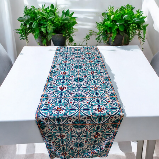 Floral winter table runner with red and green tones – 147x40cm elegant table decor for dining spaces.